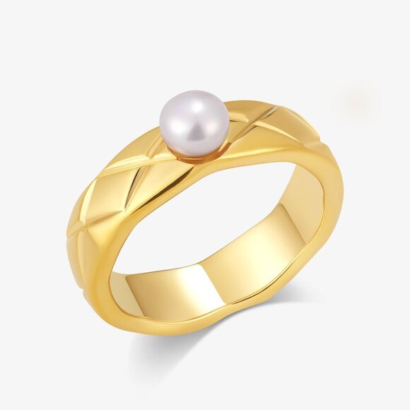Camille Water Pearl Ring With Vintage Style Band - Picture 3 of 12